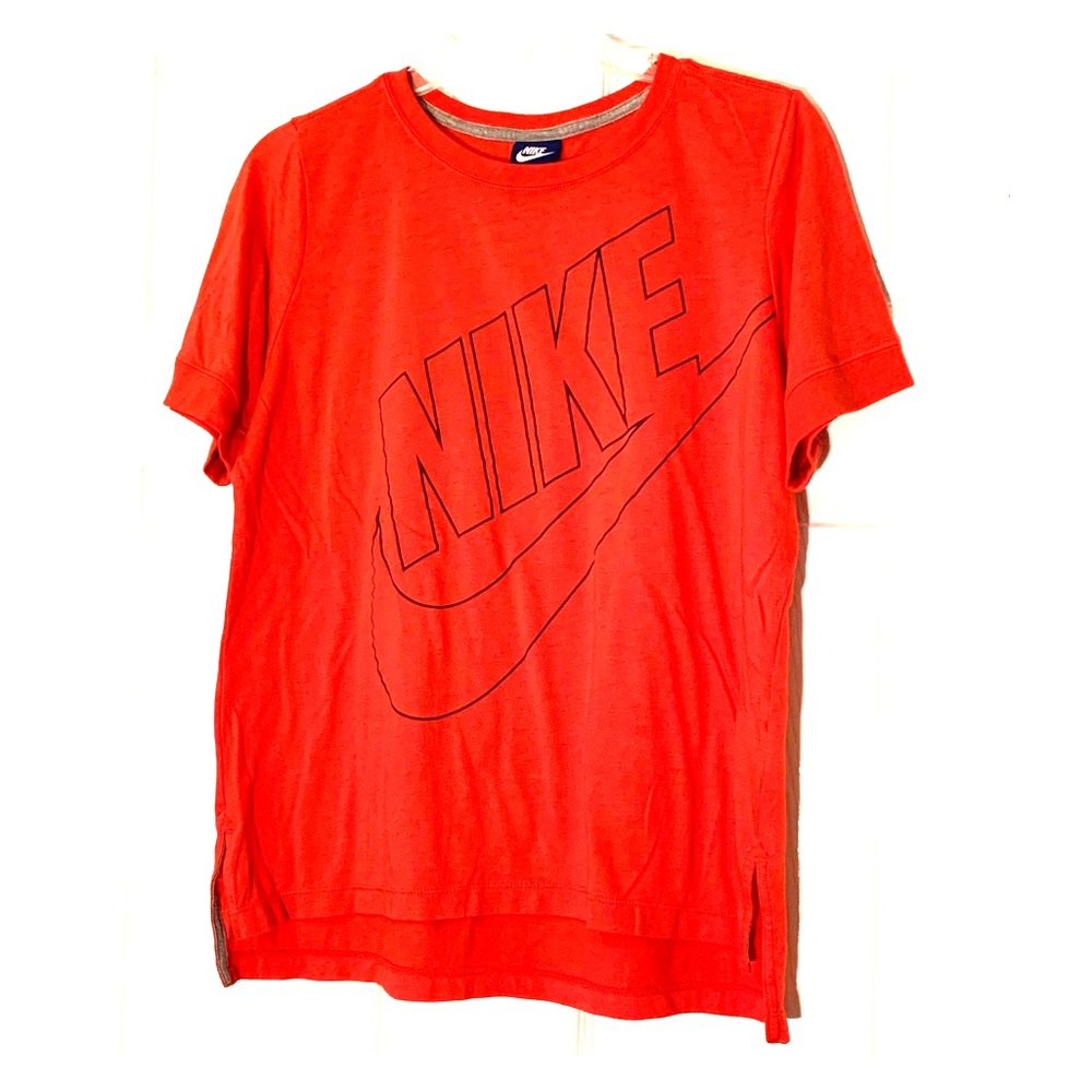 Nike medium t-shirt watermelon 🍉 orange run jog yoga fun like new walk